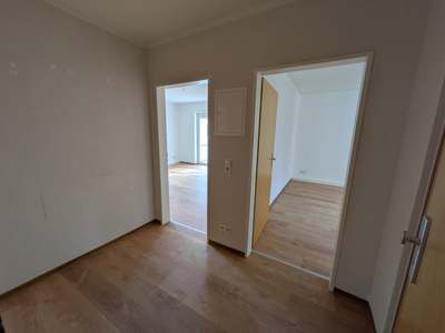 Zentral jedoch ruhig gelegen - 2 Zimmer-Wohnung mit Balkon