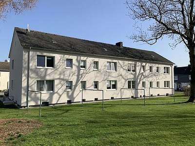 Schicke Erdgeschosswohnung mit Duschebadezimmer · frei ab 01.11.2026