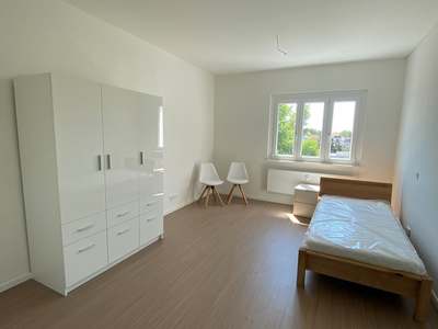 Möbliertes Studenten WG-Zimmer - only for students! - in der Bornsdorfer Str. 37B zu vermieten.