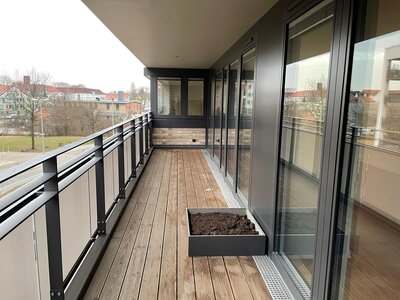 LIST-PELIKAN | hochwertige 4-Zimmer Wohnung mit Loggia (Süd) und Balkon (Nord)
