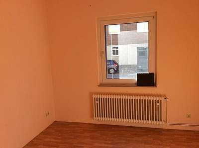 Zwei- Raumwohnung im EG