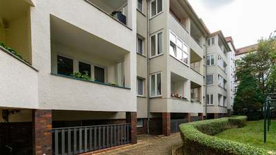 "Alles neu" Sanierte Zweizimmerwohnung mit Badewanne und Balkon in Leutzsch · frei ab 18.09.2026