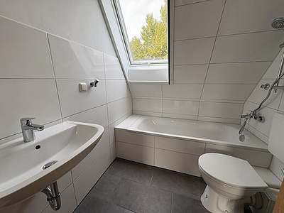Offen gestaltete 2 Zimmer-Wohnung in ruhiger Lage in Wilhelmshaven Fedderwardergroden!