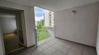 Unbefristet und modern! 2-Zimmer-Wohnung mit Loggia in Toplage!