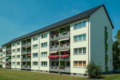 3-Zimmer- Wohnung mit Loggia in Fallersleben · frei ab sofort