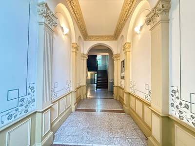 Zentrale 2,5 Zimmer-Wohnung, frisch für Sie saniert!