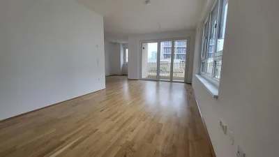 2-Zimmer-Wohnung mit Balkon, Top 4