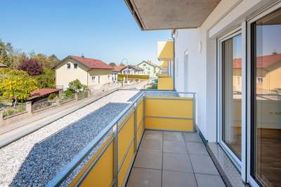 2 Zimmer im 1.OG mit Balkon in Großweikersdorf · Top 8