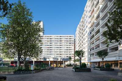 Exclusive 5-Zimmer Wohnung auf 200 m² mit großzügiger Terrasse,