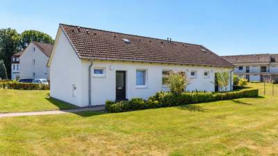 Helle Wohnung mit Blick ins Grüne und Terrasse