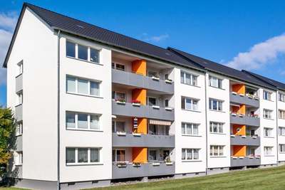 Modernisierte 3-Zimmer-Wohnung mit Loggia in Fallersleben · frei ab 01.12.2026
