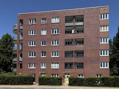 Rollstuhlgerechte Wohnung mit Stellplatz vor der Tür und Terrasse!