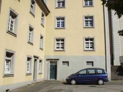 Modernisierte 2-Zimmerwohnung mit Balkon! · frei ab 16.10.2026