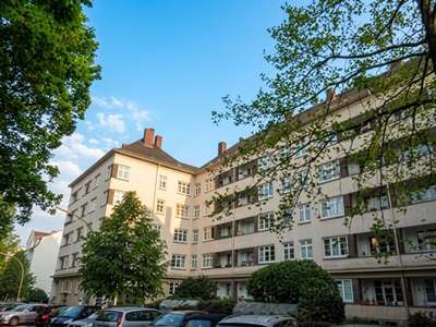 Mit schönem Holzdielenboden! Zur Miete in Hamburg Winterhude · frei ab 01.12.2026