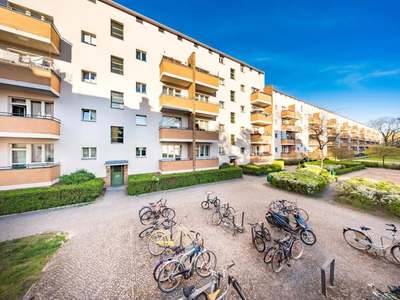 Helle 2,5-Z.-Wohnung mit Balkon u. Tageslichtbad – WBS-Berechtigung 100 bis 140