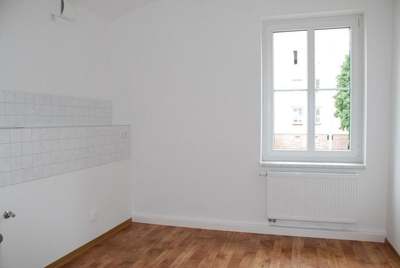 3-Raum-Wohnung mit Balkon nahe Parkanlage