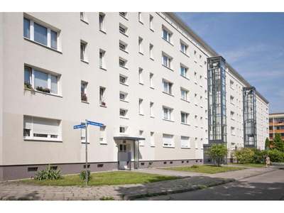 Max-Liebermann-Straße 3 - Künstler-Karree