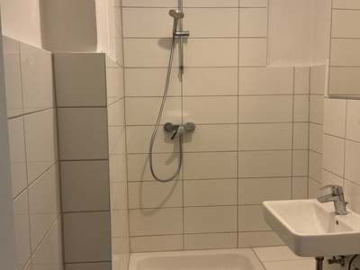 1-Zimmer-Appartment mit individueller, eigener Fußbodengestaltung!