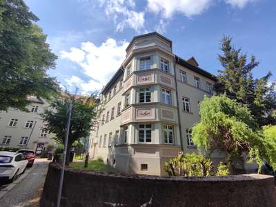FAMILIENWOHNUNG in BELIEBTER LAGE
