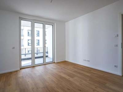Familien aufgepasst! 4-Zimmer-Neubau mit Wintergarten