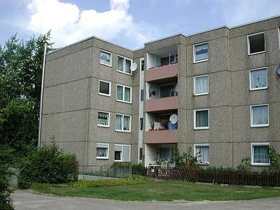 3-Zimmer Wohnung mit Balkon (WBS erfoderlich)