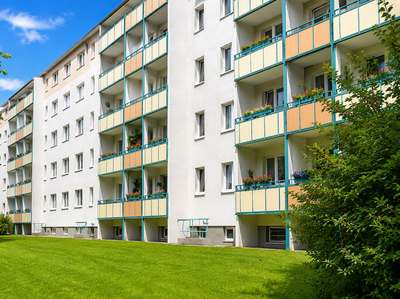 Wohnung · frei ab nach Absprache