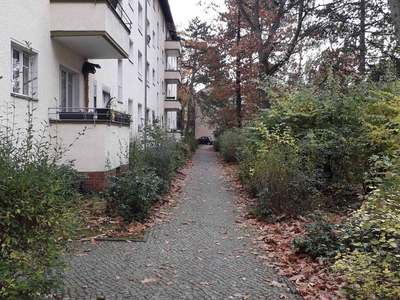 schöne 2-Zimmer-Wohnung im Ziekowkiez