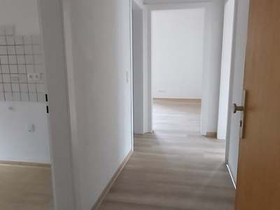 Kleine 3-Zimmer-Wohnung auf der Pfaffendorfer Höhe - mit schönem Balkon · Verfügbarkeit: nach Vereinbarung
