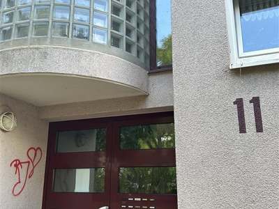 schöne 1 Zimmer mit Stellplatz · frei ab 15.10.2026