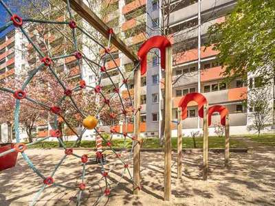 Reinkommen und Wohlfühlen: familienfreundliche 3-Zimmer-Wohnung mit Balkon