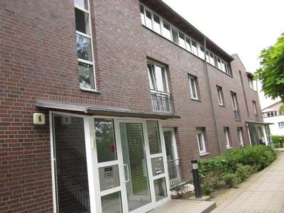 Individuelle 3-Zimmer-Dachgeschosswohnung mit Gäste-WC und Balkon!