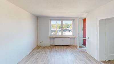 Zentral gelegene 2-Raum-Wohnung mit Balkon