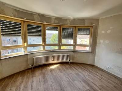 Dachgeschoss Wohnung mit Aufzug - NUR MIT GÜLTIGEM WOHNBERECHTGUNGSCHEIN FÜR 2 PERSONEN · frei ab 19.10.2026