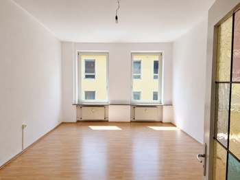 2 Zimmer Wohnung in der Vordere Ledergasse!