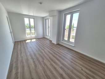 Dachgeschosswohnung mit Terrasse für Mieter ab 55 Jahren im WohnAktiv!-Haus an der Waterkant