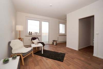 Single-Appartement mit Einbauküche · Chrieschwitzer Hang · 5. Etage
