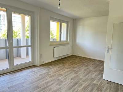 3-Raum-Wohnung mit Balkon in Bahnhofsnähe · Dessau-Innenstadt/Mitte · Verfügbarkeit: sofort