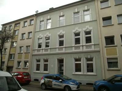 Viel Platz zum Wohlfühlen! Nachmieter*in für diese 3-Raum-Wohnung in Essen-Altendorf gesucht! · frei ab 01.11.2026