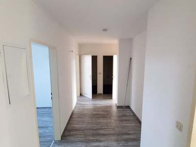 Fürstenfeld - Hans Fronius Weg 8/6: 3 Zimmerwohnung mit Balkon und Carport!