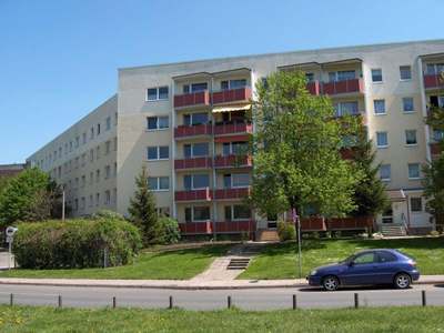 Großzügige 3-Zimmer-Wohnung am Roten Berg!