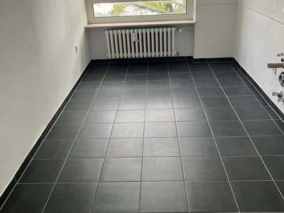 Sanierte 3 Zimmerwohnung mit Balkon