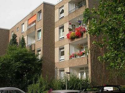 Schöne Dreizimmerwohnung mit Gartenanteil · frei ab 14.01.2027