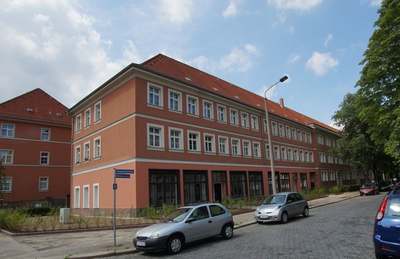 Kleine Zweizimmerwohnung mit Wohnküche und Dusche - barrierefrei · frei ab 07.09.2026