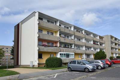 altersgerechte 2-Zimmer mit bodengleicher Dusche! · Verfügbarkeit: sofort
