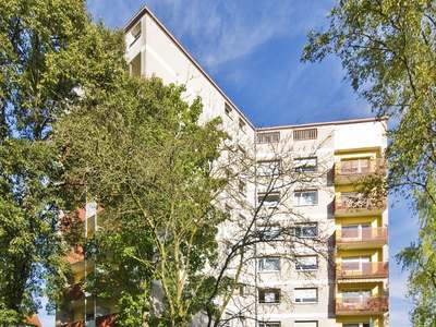 Modernisierte 2-Zimmer Wohnung · frei ab 16.11.2026