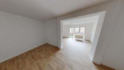 Großzügige 2-Raum-Wohnung mit Balkon im Zentrum