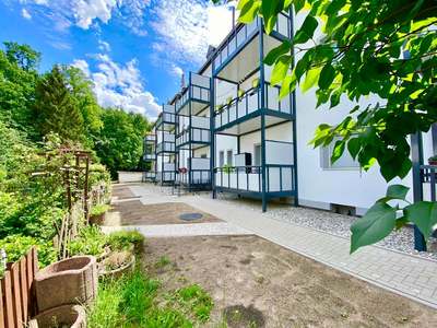 Direkt am Waldrand: 2-Zimmer Wohnung