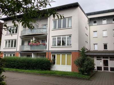 Modernisierte Erdgeschosswohnung in ruhiger Seniorenanlage – Bezug ab 60 Jahren mit WBS!