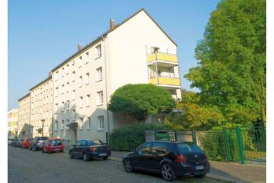 Modern und funktional: 3-Zimmer-Wohnung mit sonnigem Balkon · Zentrumsnähe · 1. Etage