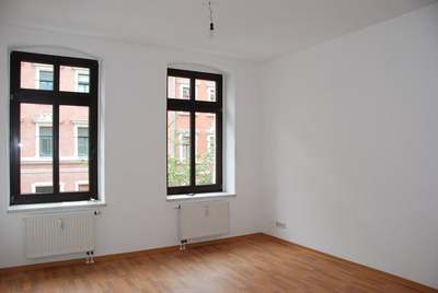 2-Raum-Altbauwohnung mit Wanne · frei ab 01.12.2026